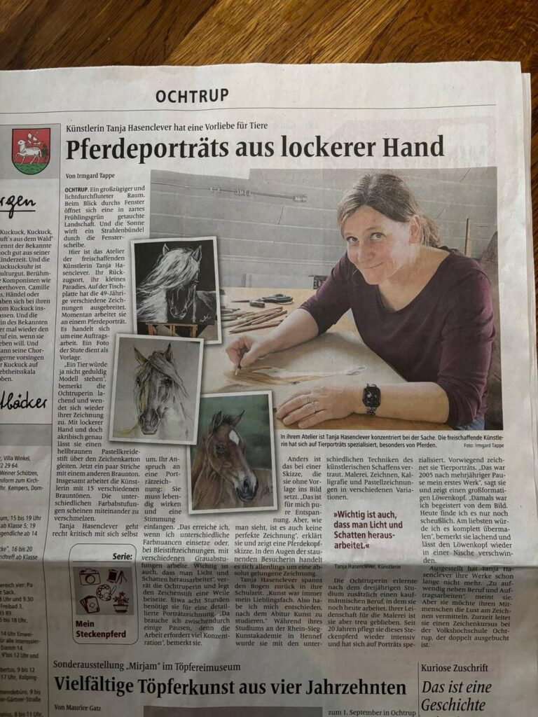 Zeitungsartikel der Westfälischen Nachrichten über Tanja Hasenclever, Künstlerin aus Ochtrup, mit der Überschrift „Pferdeporträts aus lockerer Hand".